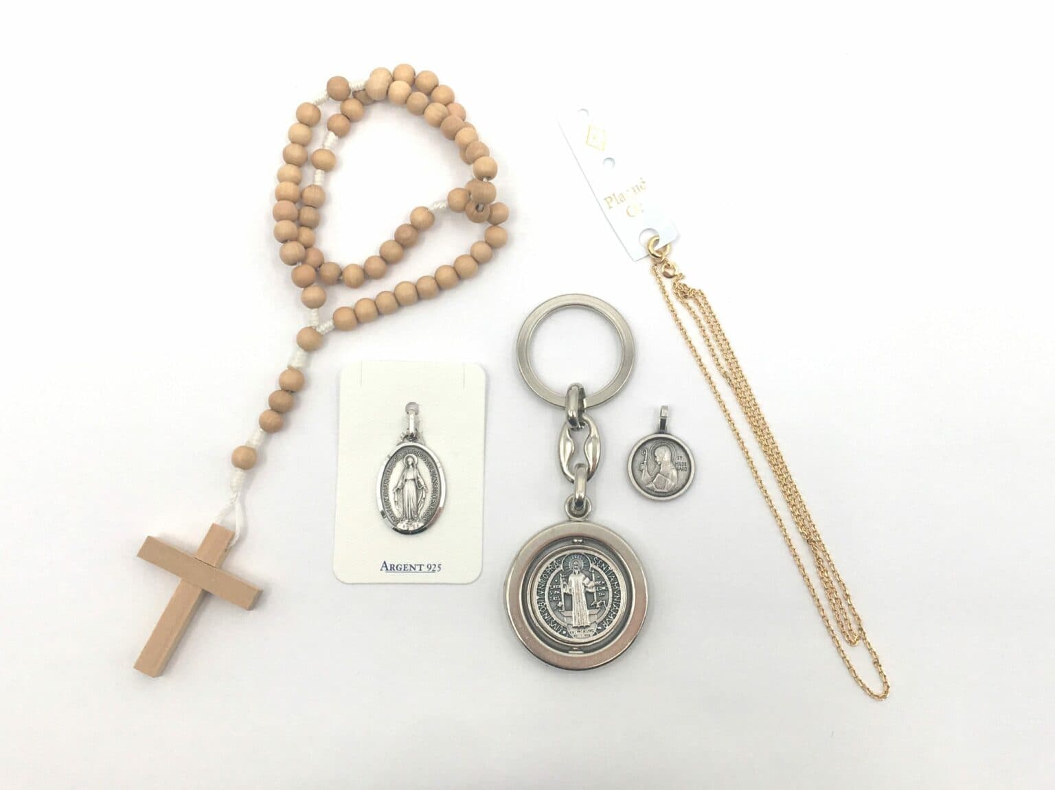 MEDAILLES ET OBJETS DE CULTE Les Jardins de SainteHildegarde