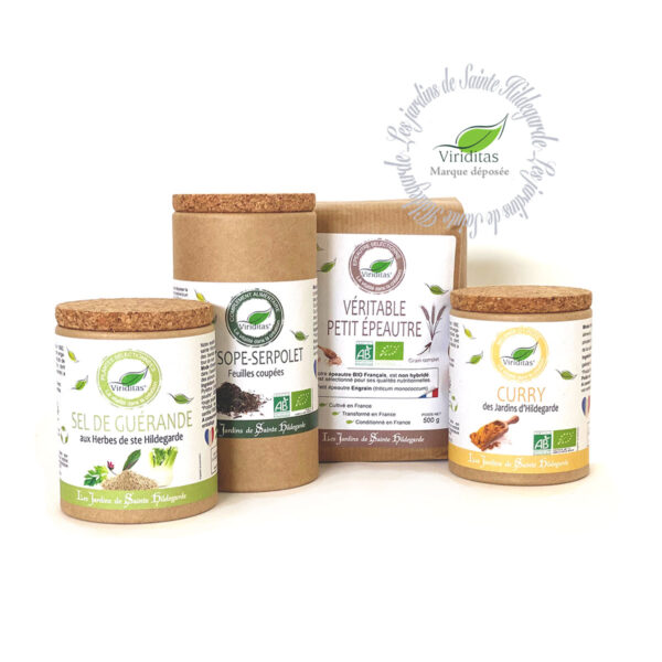 Pack de découverte du petit épeautre bio avec recettes, 1 boîte de mélange serpolet-hysope feuilles coupées bio, 1 boîte de sel aux herbes de sainte Hildegarde et une boîte de curry des Jardins bio